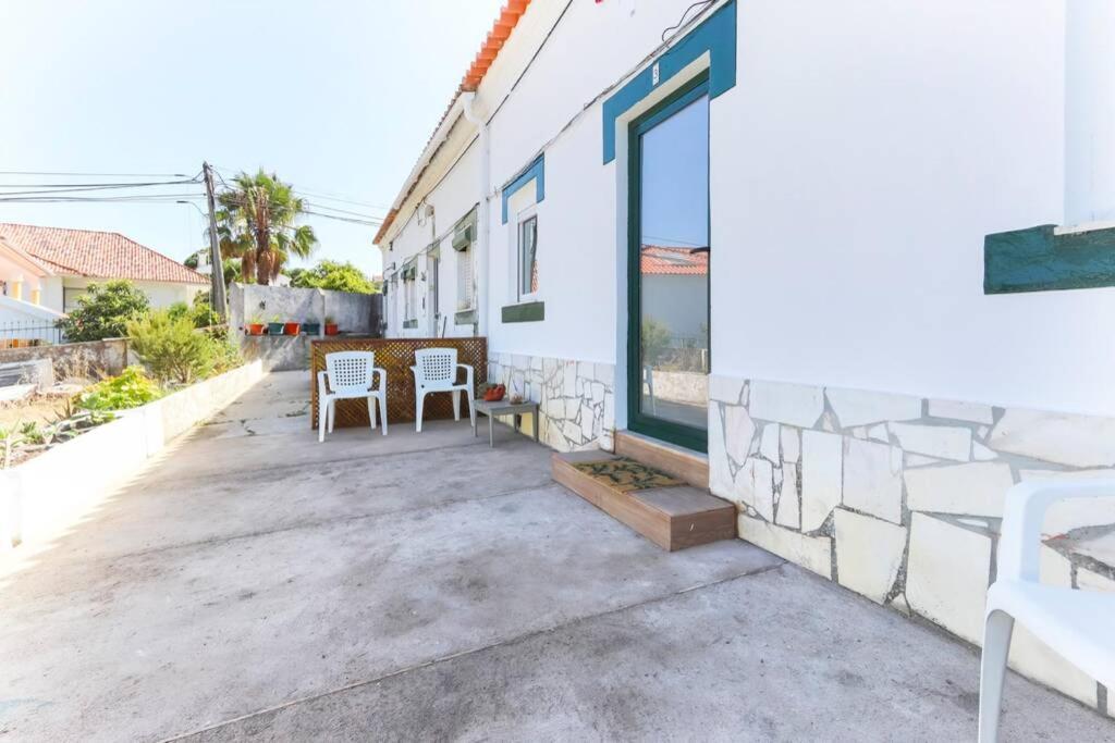Caparica Beach Villa Trafaria Εξωτερικό φωτογραφία